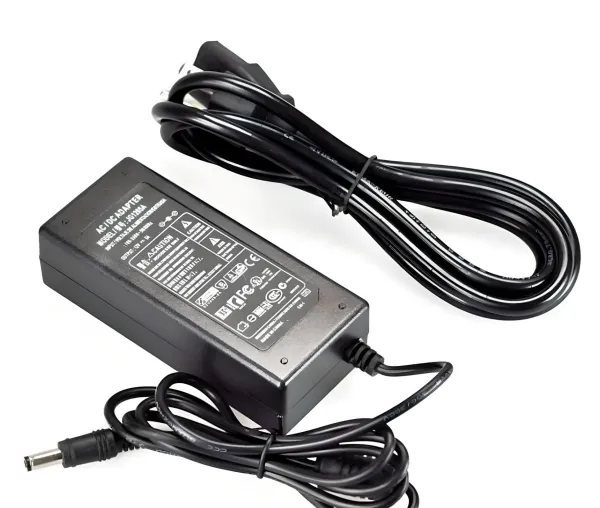 Fuente plastica Interlock 12V-7A - Power Plus