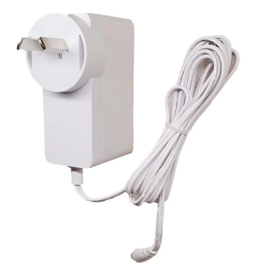 Fuente plástica pared en caja 12V-3,5A - Caja